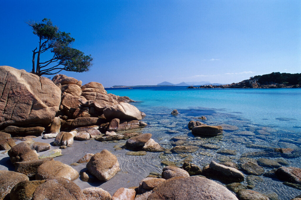 rocks on the spiaggia principle in porto cervo